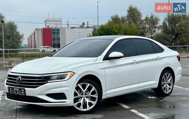 Volkswagen Jetta 2019