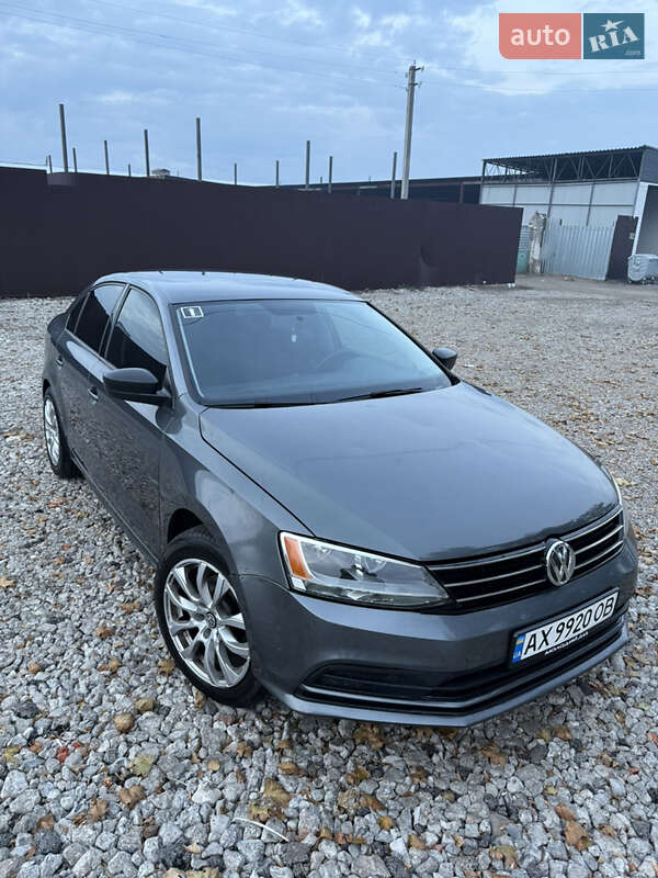 Седан Volkswagen Jetta 2016 в Печенегах