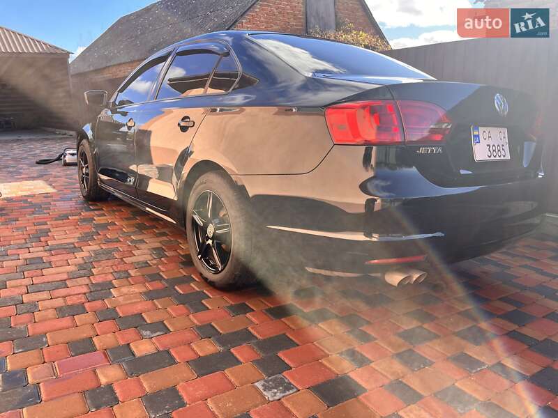Седан Volkswagen Jetta 2012 в Городищеві