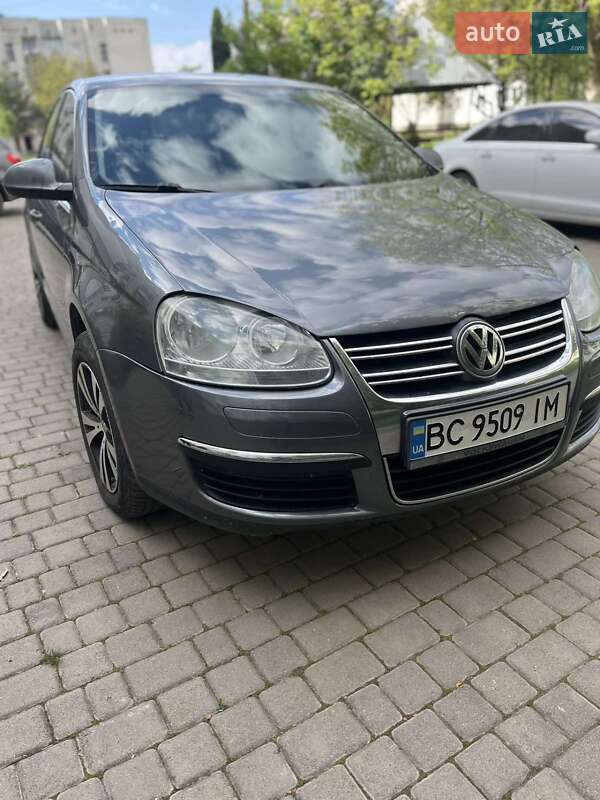Седан Volkswagen Jetta 2008 в Жидачові