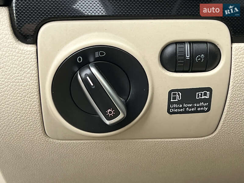 Универсал Volkswagen Jetta 2010 в Киеве фото 35 Универсал Volkswagen Jetta 2010 в Киеве