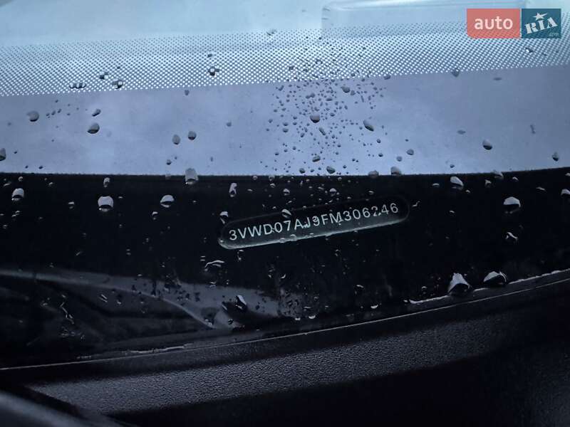 Седан Volkswagen Jetta 2015 в Киеве