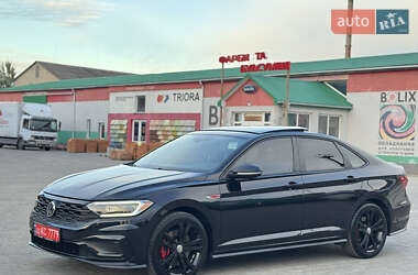Седан Volkswagen Jetta 2020 в 