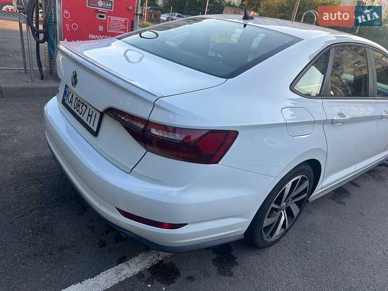 Седан Volkswagen Jetta 2019 в Києві