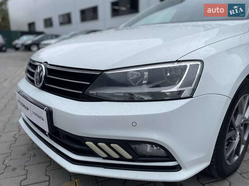 Седан Volkswagen Jetta 2016 в Одессе фото 3 Седан Volkswagen Jetta 2016 в Одессе