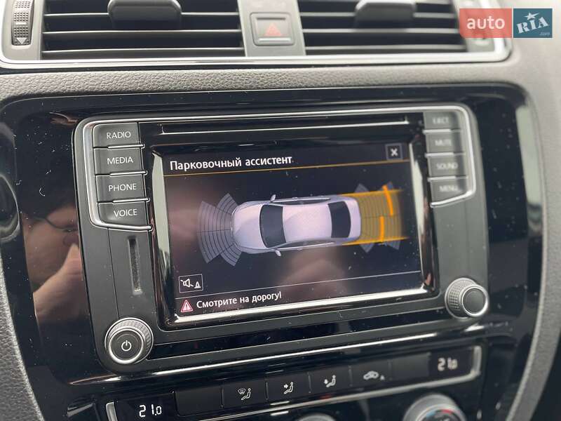 Седан Volkswagen Jetta 2016 в Одессе фото 17 Седан Volkswagen Jetta 2016 в Одессе