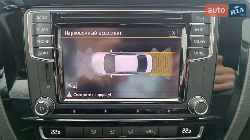 Седан Volkswagen Jetta 2016 в Киеве