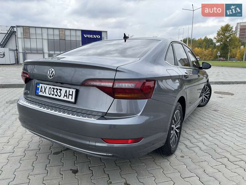 Седан Volkswagen Jetta 2019 в Харкові
