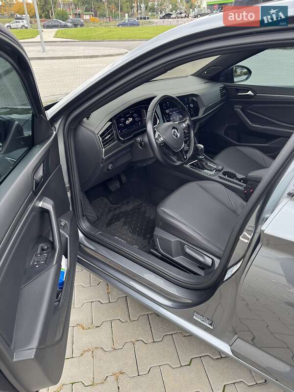 Седан Volkswagen Jetta 2019 в Харкові