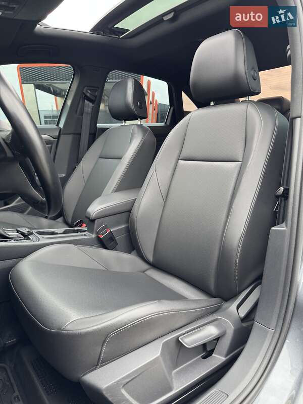 Седан Volkswagen Jetta 2019 в Харкові