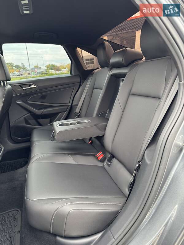 Седан Volkswagen Jetta 2019 в Харкові