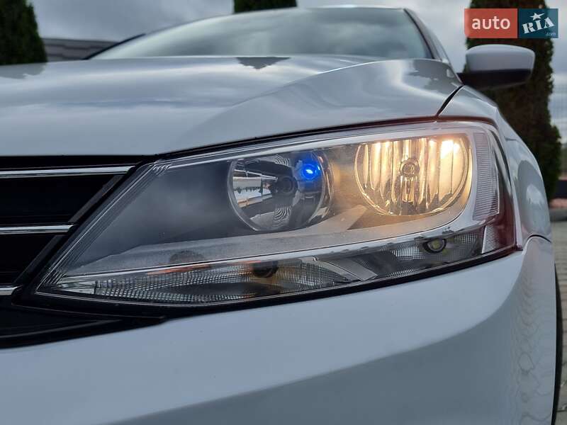 Седан Volkswagen Jetta 2017 в Виннице