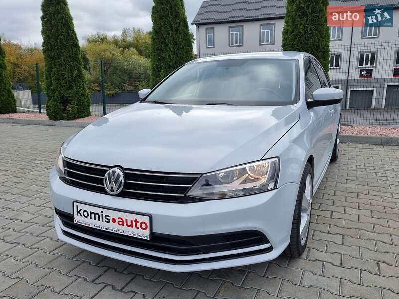 Седан Volkswagen Jetta 2017 в Виннице