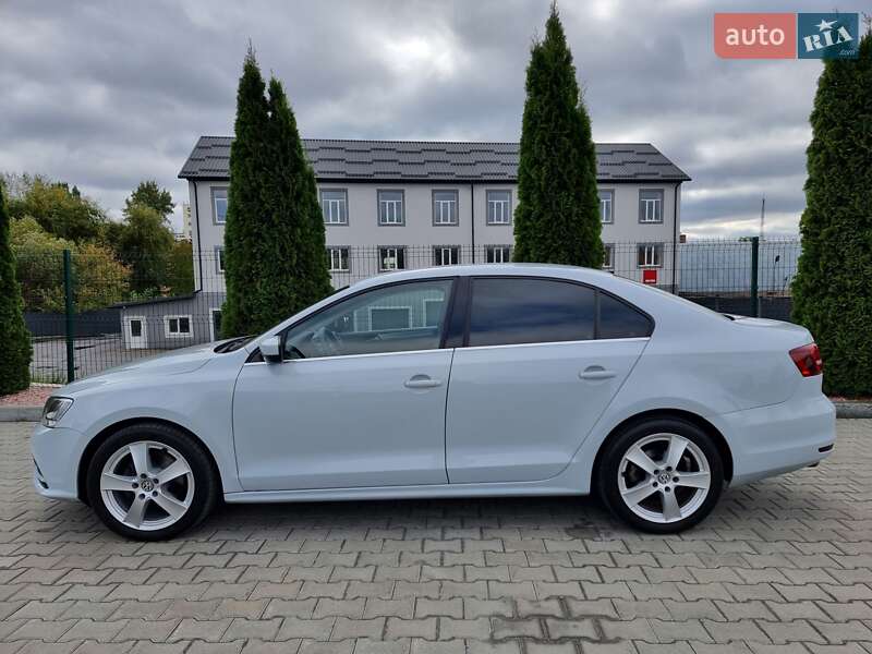 Седан Volkswagen Jetta 2017 в Виннице