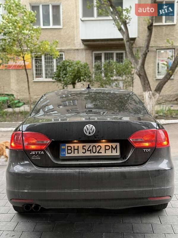 Седан Volkswagen Jetta 2011 в Одессе