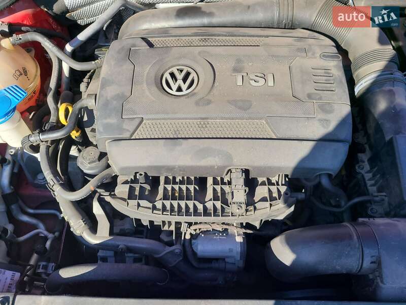 Седан Volkswagen Jetta 2015 в Києві фото 14 Седан Volkswagen Jetta 2015 в Києві