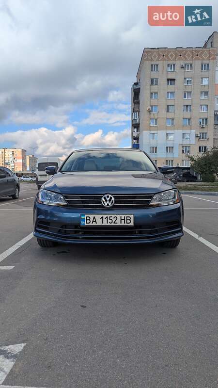 Седан Volkswagen Jetta 2016 в Кропивницком
