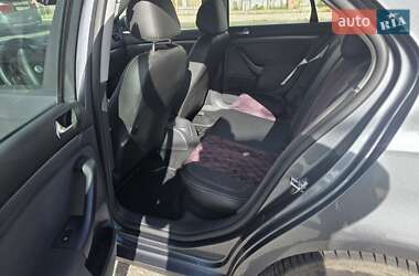 Седан Volkswagen Jetta 2008 в 