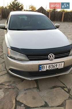 Седан Volkswagen Jetta 2013 в Полтаві