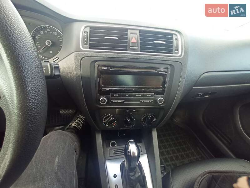 Седан Volkswagen Jetta 2014 в Києві