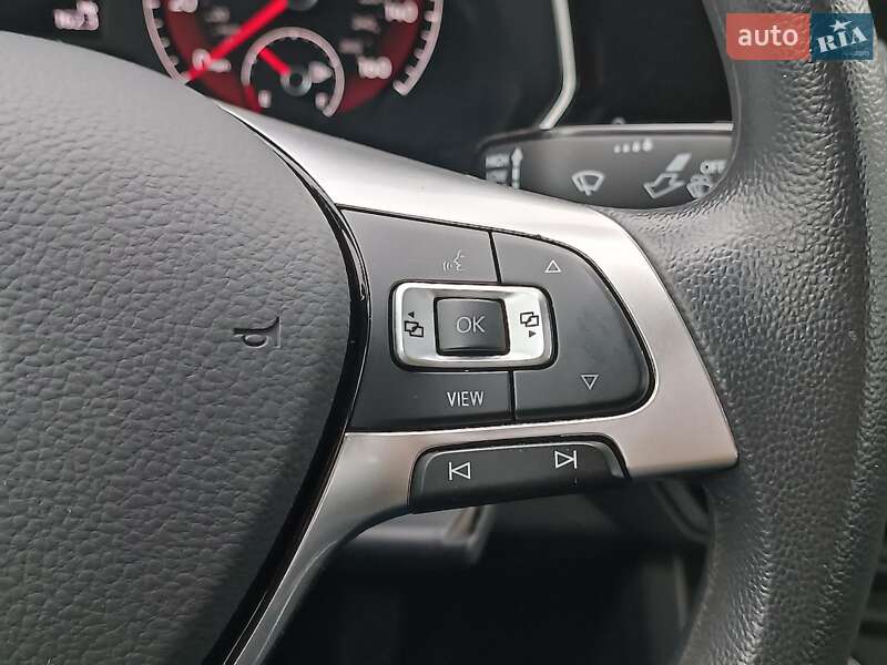 Седан Volkswagen Jetta 2019 в Харкові