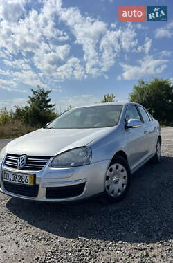 Седан Volkswagen Jetta 2008 в 