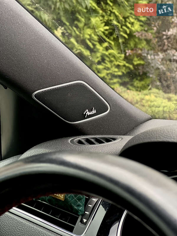 Седан Volkswagen Jetta 2016 в Києві