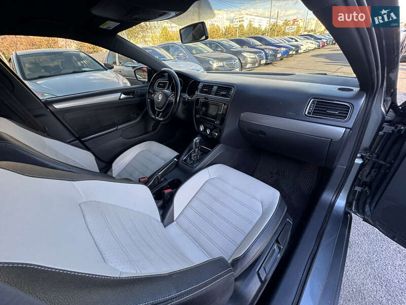 Седан Volkswagen Jetta 2016 в Запорожье фото 17 Седан Volkswagen Jetta 2016 в Запорожье