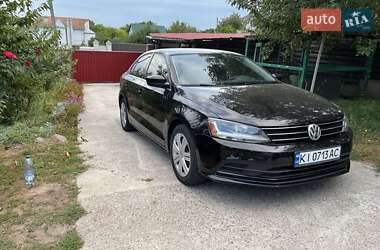 Седан Volkswagen Jetta 2017 в 