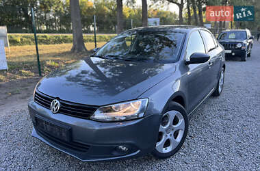 Седан Volkswagen Jetta 2014 в Умани