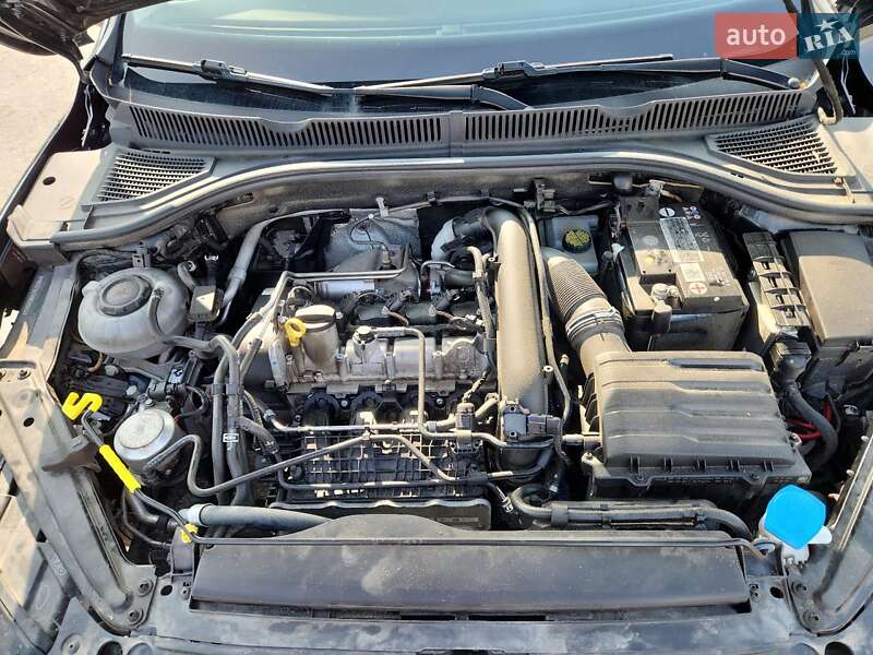 Седан Volkswagen Jetta 2021 в Рівному