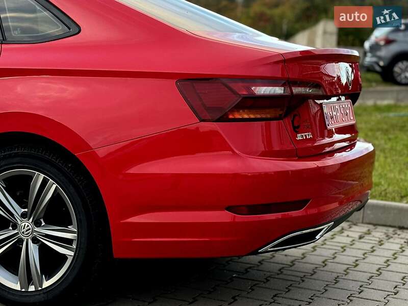 Седан Volkswagen Jetta 2018 в Львове