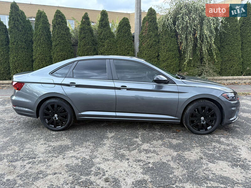 Седан Volkswagen Jetta 2019 в Запоріжжі