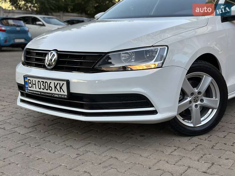 Седан Volkswagen Jetta 2016 в Одессе