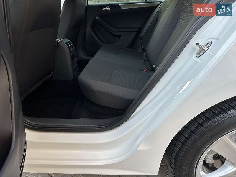 Седан Volkswagen Jetta 2016 в Одессе