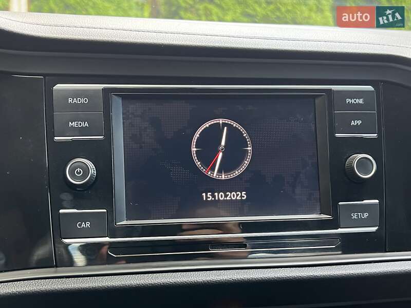 Седан Volkswagen Jetta 2018 в Львове