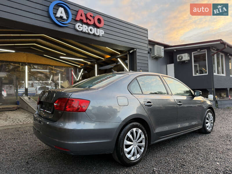 Седан Volkswagen Jetta 2014 в Львове фото 8 Седан Volkswagen Jetta 2014 в Львове