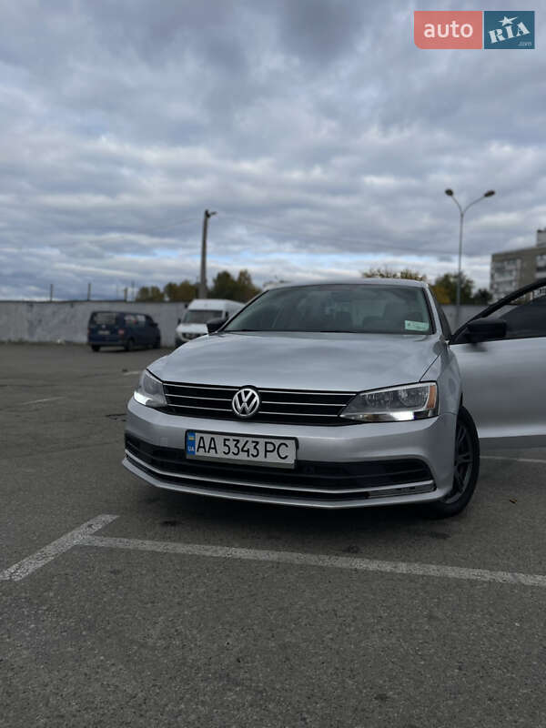 Седан Volkswagen Jetta 2015 в Киеве фото 34 Седан Volkswagen Jetta 2015 в Киеве