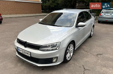 Седан Volkswagen Jetta 2012 в 