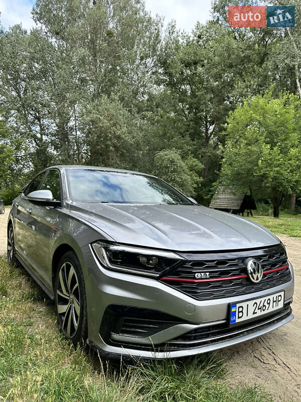 Седан Volkswagen Jetta 2019 в Гадяче