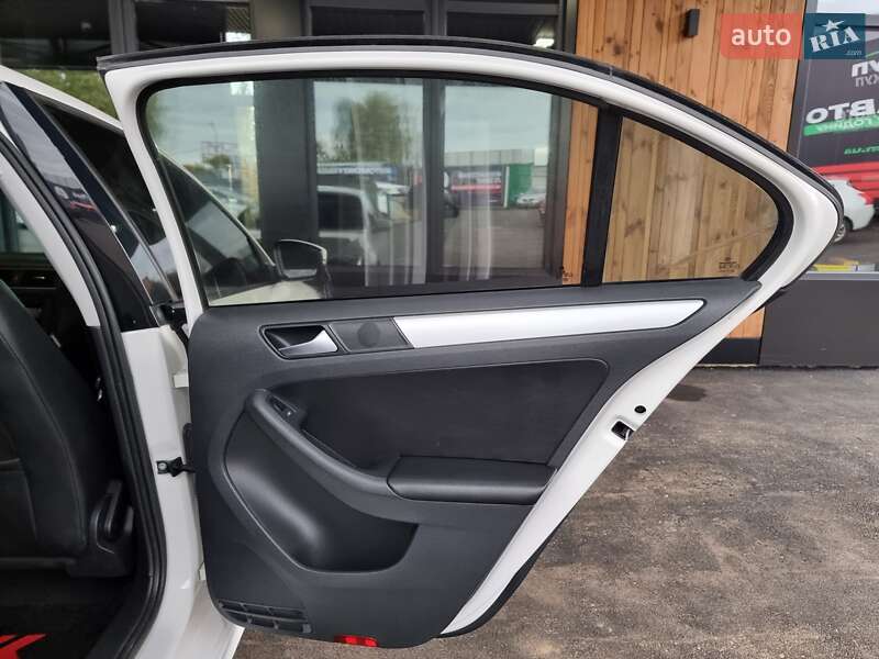 Седан Volkswagen Jetta 2012 в Вінниці фото 58 Седан Volkswagen Jetta 2012 в Вінниці