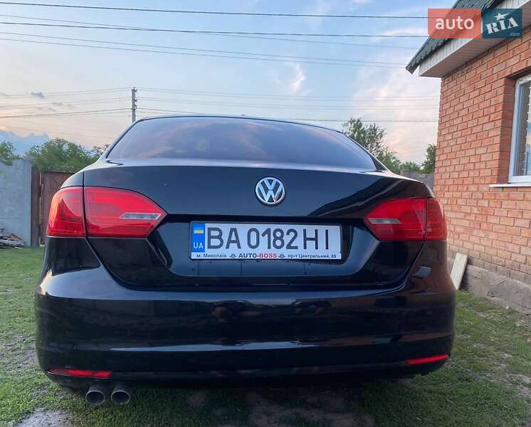 Седан Volkswagen Jetta 2014 в Долинській