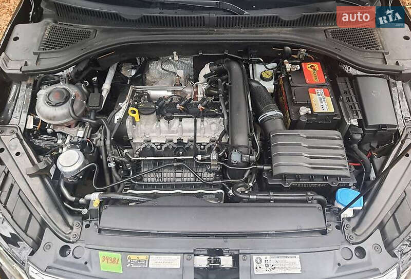 Седан Volkswagen Jetta 2018 в Львове