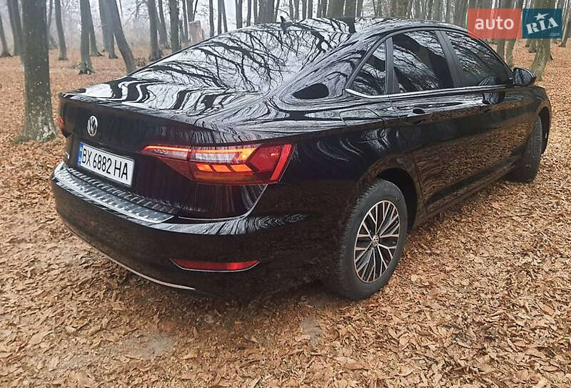 Седан Volkswagen Jetta 2018 в Львове