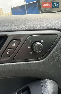 Седан Volkswagen Jetta 2017 в 