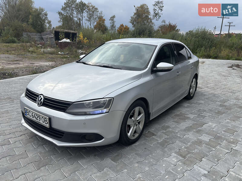 Volkswagen Jetta 2011
