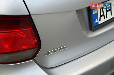 Универсал Volkswagen Jetta 2009 в 