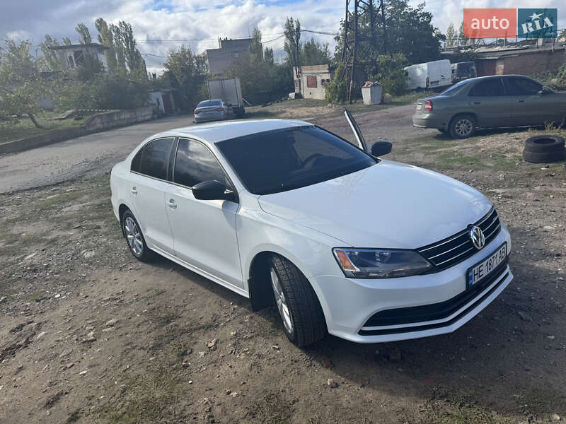 Седан Volkswagen Jetta 2015 в Николаеве