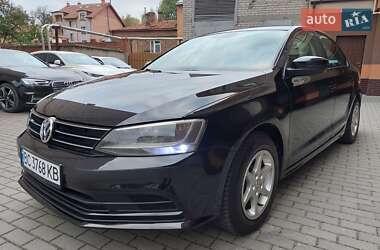 Седан Volkswagen Jetta 2016 в Львове