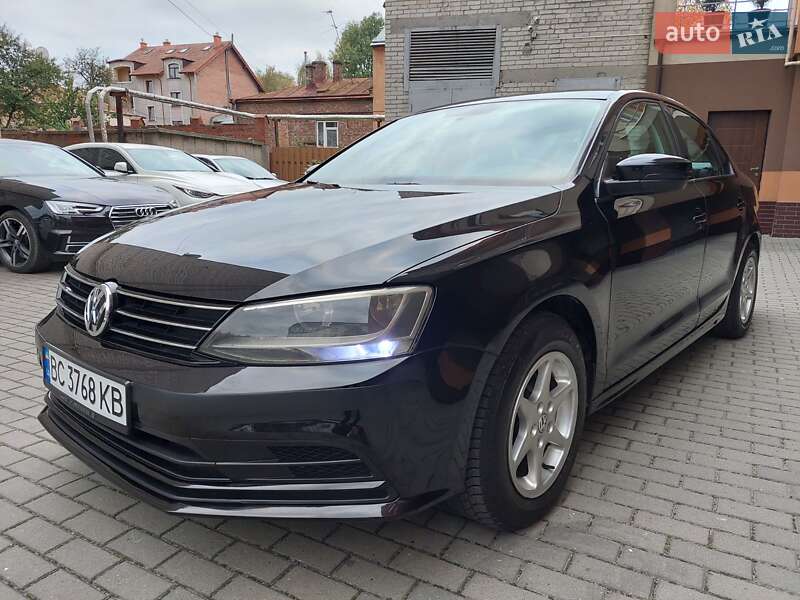 Седан Volkswagen Jetta 2016 в Львове